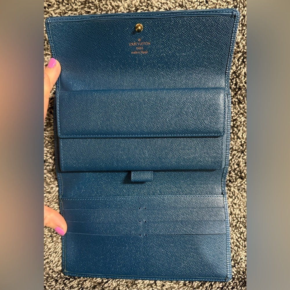 Louis Vuitton blue epi Sarah wallet with box/dust bag - Picture 7 of 13